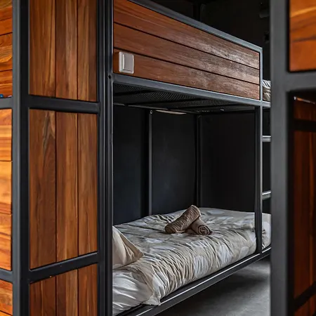 Glampinglodge Jasmijn אוהל מפואר מירסן