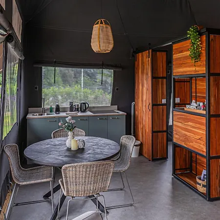 Luksusowy namiot Glampinglodge Jasmijn Met Prive Hottub *