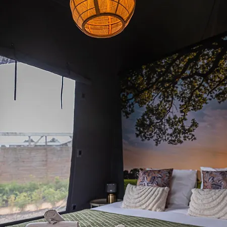 Glampinglodge Jasmijn Met Prive Hottub Luxuszelt Meerssen